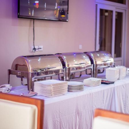 Spring Hills Hotel - Dodoma Extérieur photo